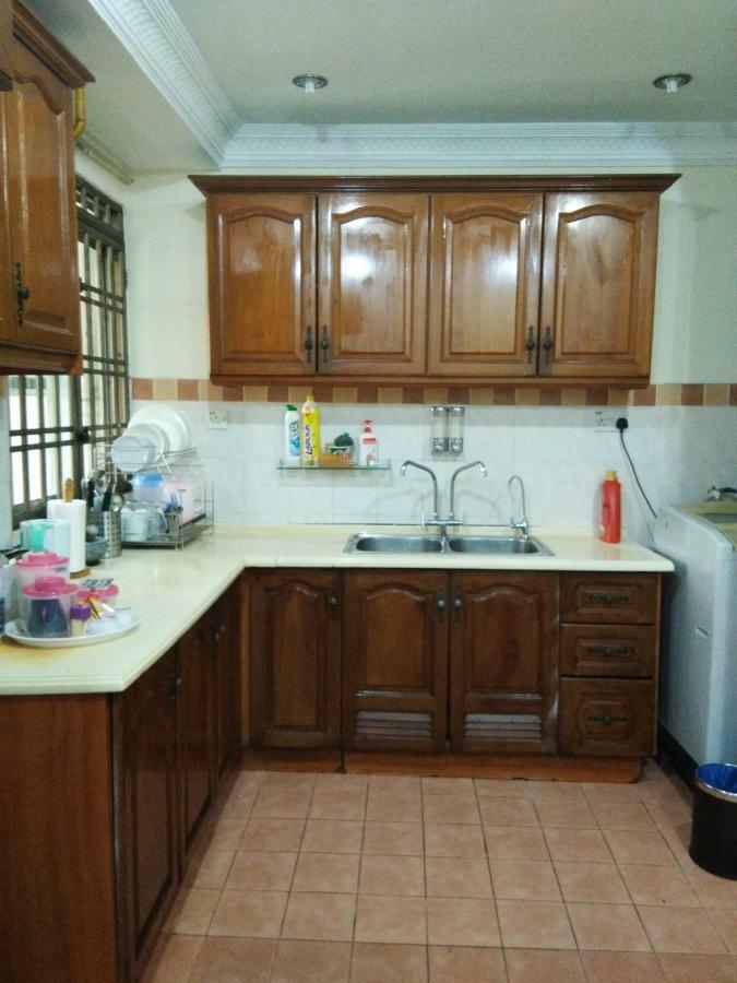 Ainis Guest House In Vista Amani Condominium กัวลาลัมเปอร์ ภายนอก รูปภาพ